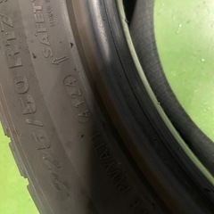 225/50R17 クムホ　スタッドレスタイヤ2本セット　バリ溝　1ヶ月使用　2024年製造　ベンツ　ボルボ　ワーゲン　　スバル　トヨタ　ホンダの画像