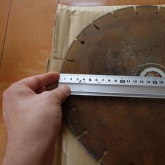 現状品 エンジンカッターの刃 ダイヤモンドカッター 300mm 穴径30mm 30cm 12インチ コンクリートカッターの画像