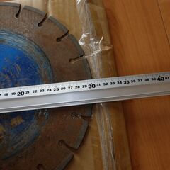 現状品 エンジンカッターの刃 ダイヤモンドカッター 300mm 穴径22mm 30cm 12インチ コンクリートカッターの画像