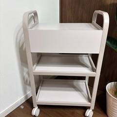 ネイルサロン キャスター付ワゴン②の画像