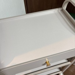 ネイルサロン　キャスター付ワゴン③の画像