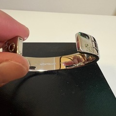 Montblanc モンブラン ブルー サファイア ステンレススチール バングルの画像