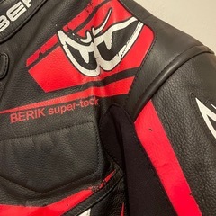 BERIK レザージャケットの画像
