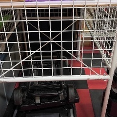 【無料】陳列棚 白色の商品棚 本日限定 陳列にいかがですか?の画像