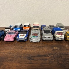 トミカ・チョロQ・ガチャガチャ ミニカー おもちゃ まとめ売り 15台セットの画像