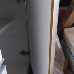 キッチンに置く棚の画像