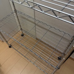 スチールラックの画像
