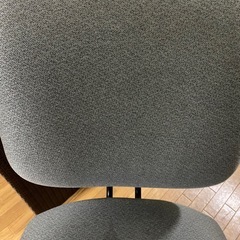 デスクワーク　チェア　椅子　
高さ調節可能　の画像
