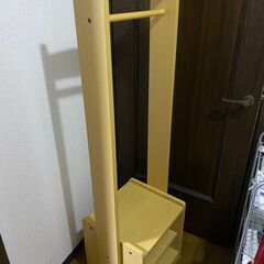 【木製品】子供用衣類ラックの画像
