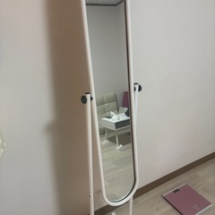 鏡の画像