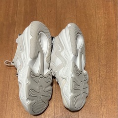【NIKE】TECH HERA 23.5cm 新品未使用品 レディースの画像