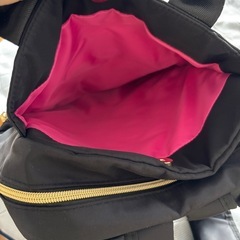9月20日までに取りに来れる方　シャルレ　リュック　黒　　の画像
