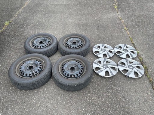 ホンダ フリード+ハイブリッド15インチ タイヤ・ホイールセット