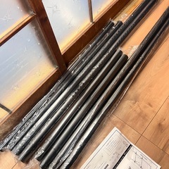 新品 つっぱりハンガーラック 2段 ブラック　の画像
