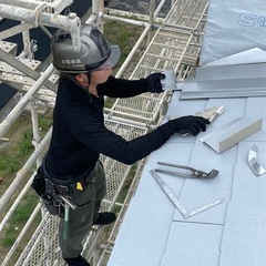 未経験歓迎｜外壁・屋根施工スタッフ募集｜日給1万円〜｜業務委託(個人事業主)｜沖縄県内現場の画像