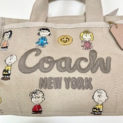 コーチ PEANUTS スヌーピー カーゴ ハンドバッグ レディース の画像