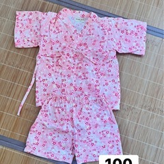 お好きなものを　￥100／枚の画像