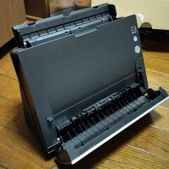 キヤノン DR-C125 ドキュメントスキャナの画像
