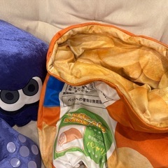 【美品】ポテチペットベッド×スプラトゥーンイカぬいぐるみ 単品販売可の画像