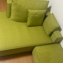 ソファの画像