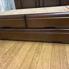 隠し引き出しがある和箪笥 の画像
