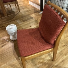 ダイニングチェアの画像