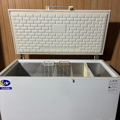 ダイレイ チェストフリーザー NPA-396-4の画像