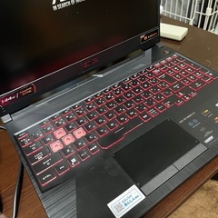 TOF ゲーミングノートPC ASUSの画像