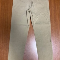 UNIQLO スリムフィット　の画像