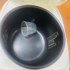 炊飯器の画像