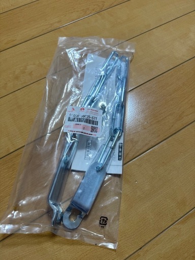 スズキ キャリィ新品 純正部品 4点セット｢アングルポストプロテクター、アッパーメンバーガード、リヤゲートチェーン、荷台マット｣未開封