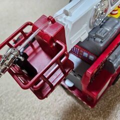 アフリカンファイヤーファイター　消防車　ラジコンの画像