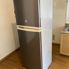冷蔵庫　KRF-E227の画像