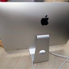 iMac (Retina 5K, 27-inch, Mid 2015)27インチの画像