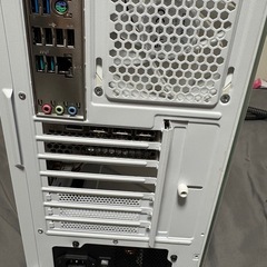Windows11 pro　ryzen 9600 rtx4070 ssd 1TBの画像