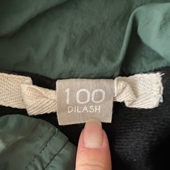 アウター　ウィンドブレーカー フード収納　100　の画像