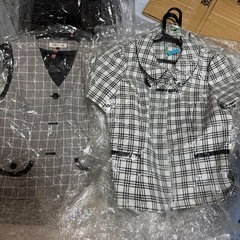 オフィスの女性用制服の画像
