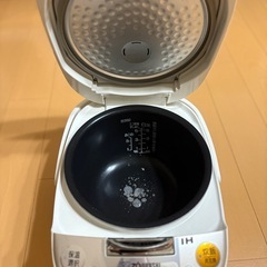 象印　炊飯器の画像