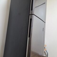冷蔵庫お譲りします。有料の画像