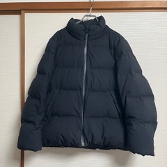 ユニクロ　シームレスダウンパーカ　ブラック　黒　Lサイズの画像
