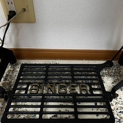 SINGER アンティークミシン台 テーブル の画像