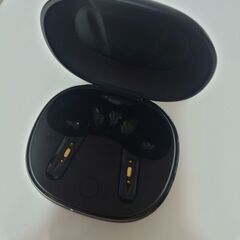 Soundcore life p3 充電器　イヤホン充電ケースのみ　ブラック　黒の画像