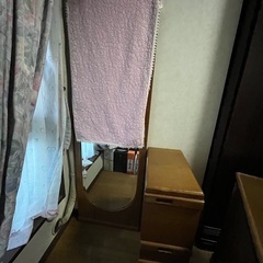 姿見付き鏡台の画像