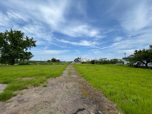 【希少物件】築8年の居宅＋本格茶室＋1200坪宅地＋1000坪農地＋庭・倉庫2棟付き
