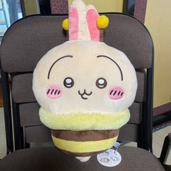 ちいかわハチさんBIGぬいぐるみの画像