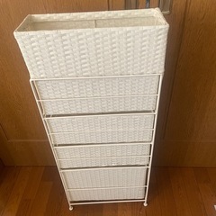【お引取り先決まりました】隙間収納ラックの画像