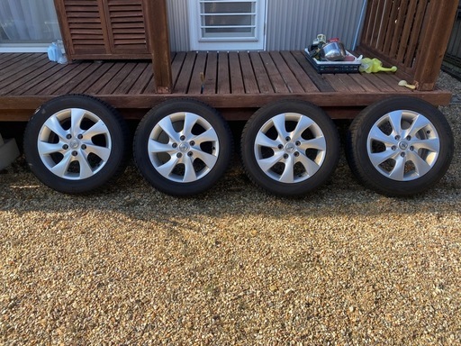 タイヤホイール4本セット ニッサンセレナC26純正ホイール 195/60/R16