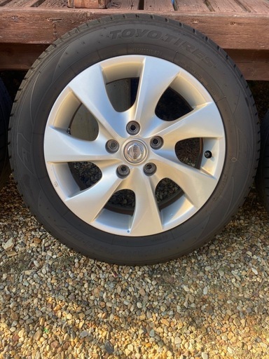 タイヤホイール4本セット ニッサンセレナC26純正ホイール 195/60/R16