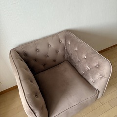 ロウヤ ソファーの画像