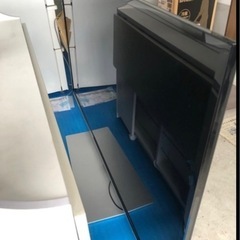 テレビ(65型)の画像